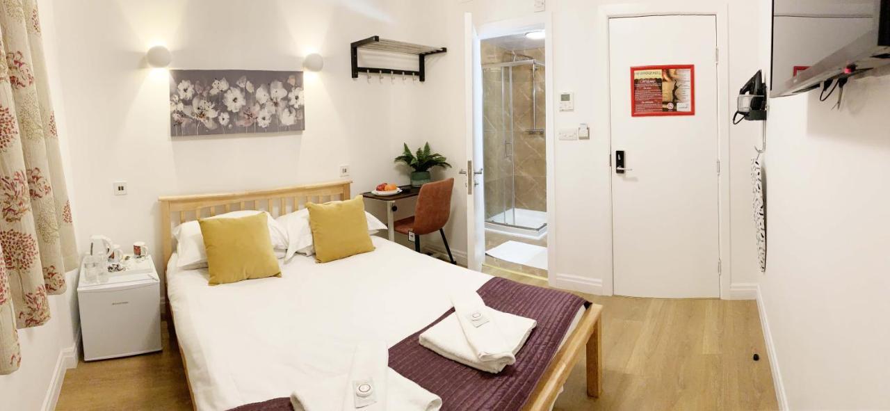 City London Hotel Exterior photo