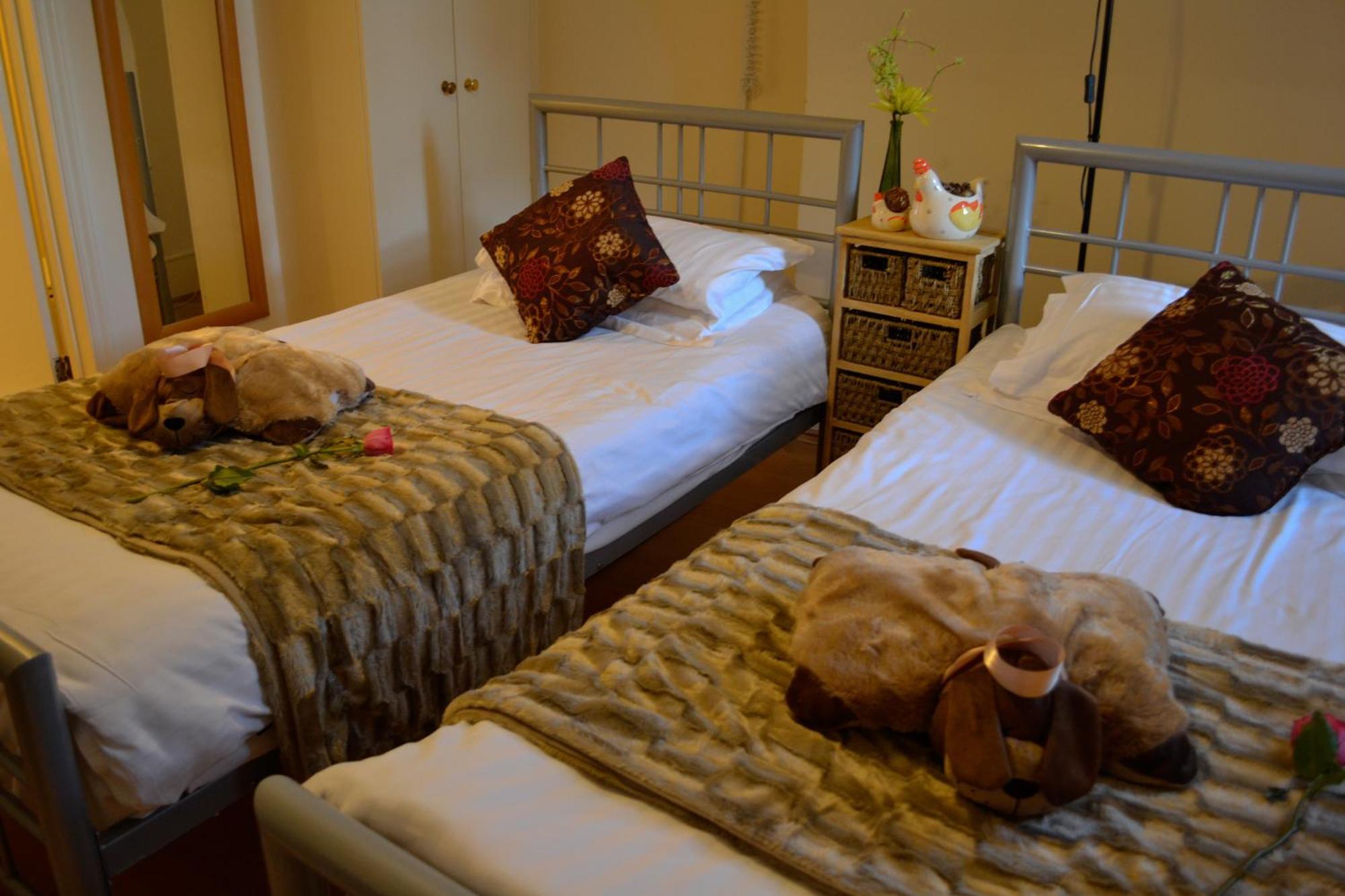 City London Hotel Room photo