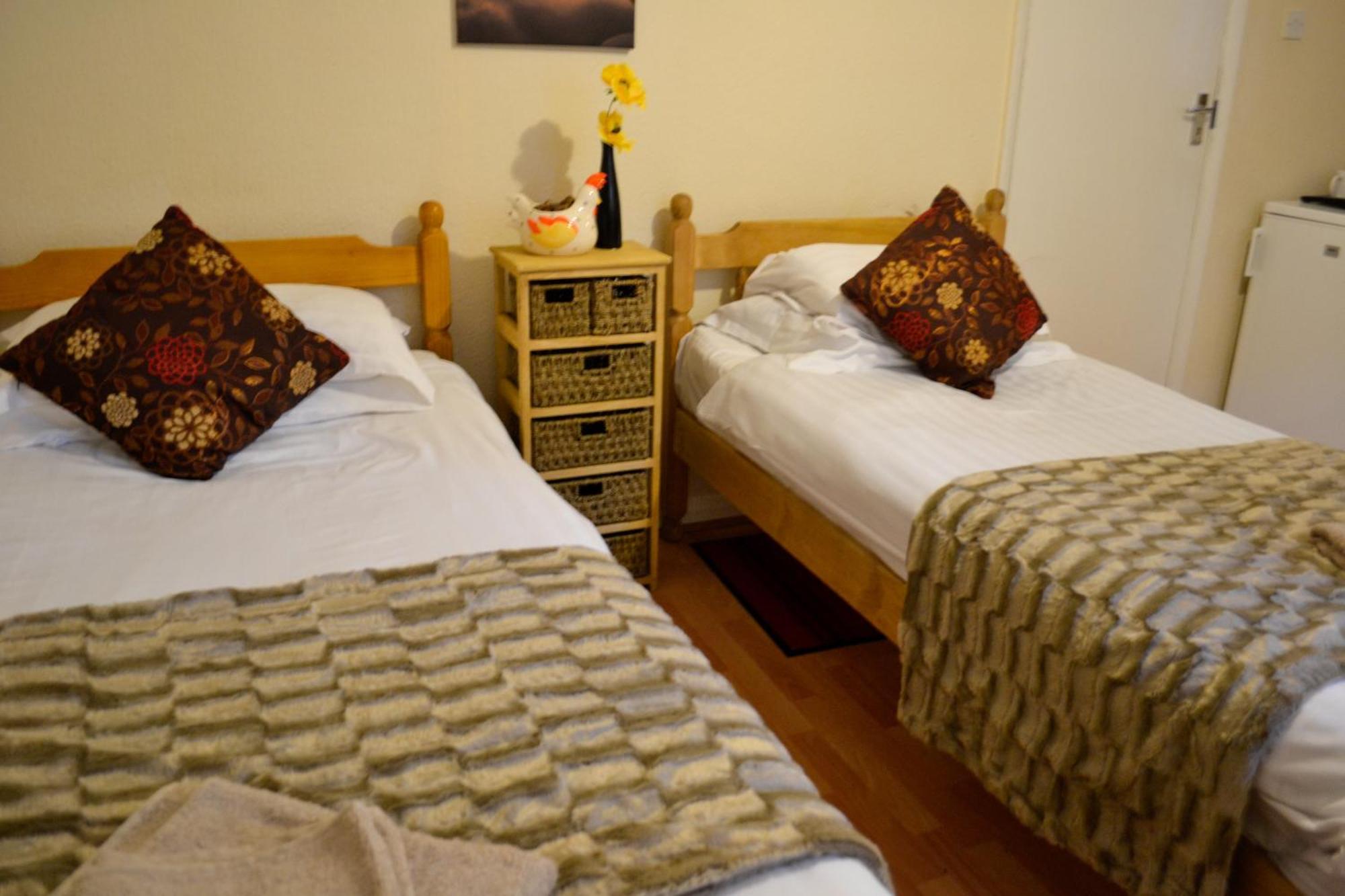 City London Hotel Room photo