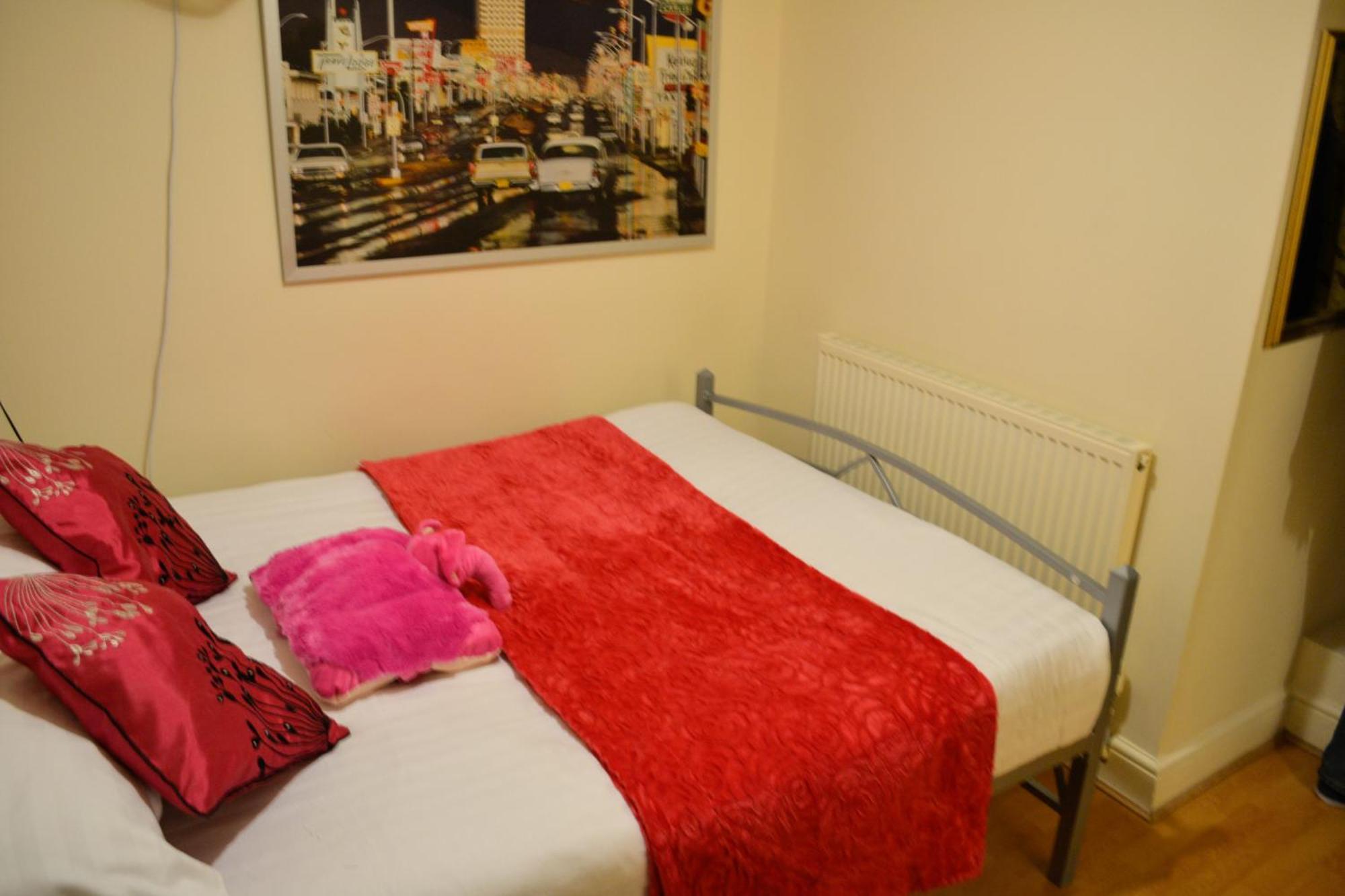 City London Hotel Room photo